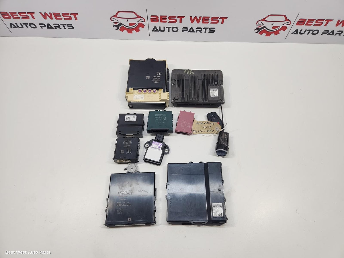 2022 TOYOTA KLUGER Ecu