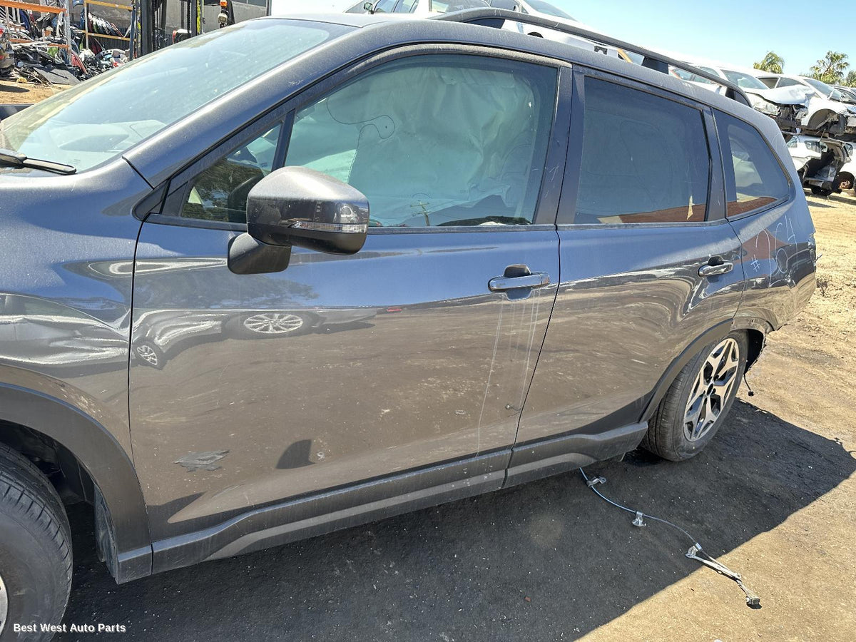 2020 SUBARU FORESTER Left Front Door Window