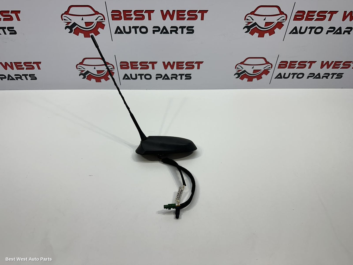 2018 HOLDEN TRAX Antenna