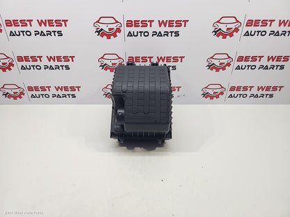 2016 HYUNDAI SANTA FE Air Cleaner/Box