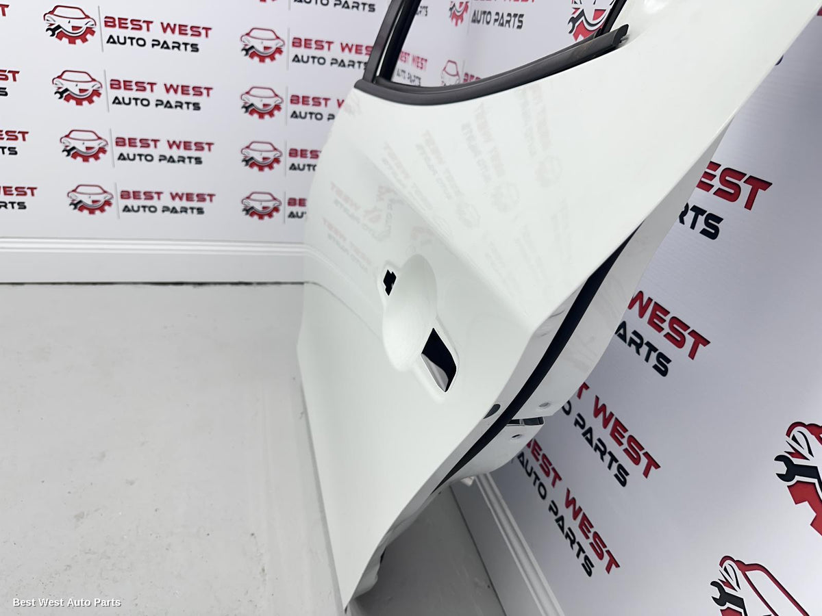 2021 MITSUBISHI TRITON Left Rear Door/Sliding