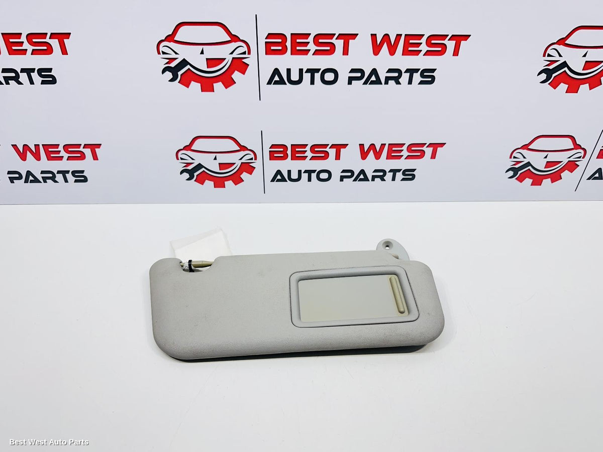2016 TOYOTA YARIS Sunvisor