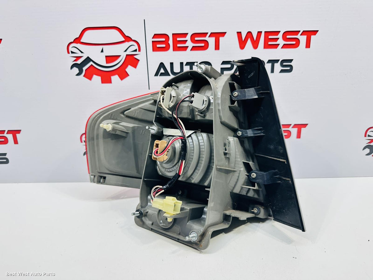 2008 SUBARU LIBERTY Right Taillight