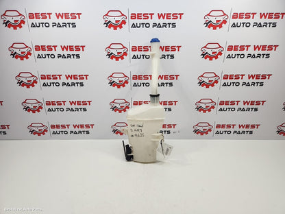 2011 HYUNDAI ILOAD/IMAX Washer Bottle