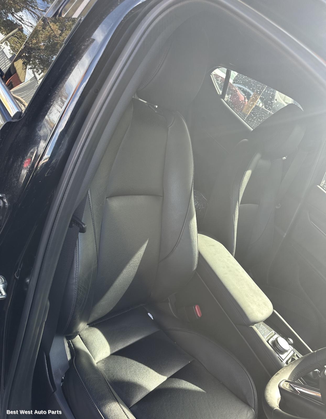 2020 MAZDA 3 Front Seat
