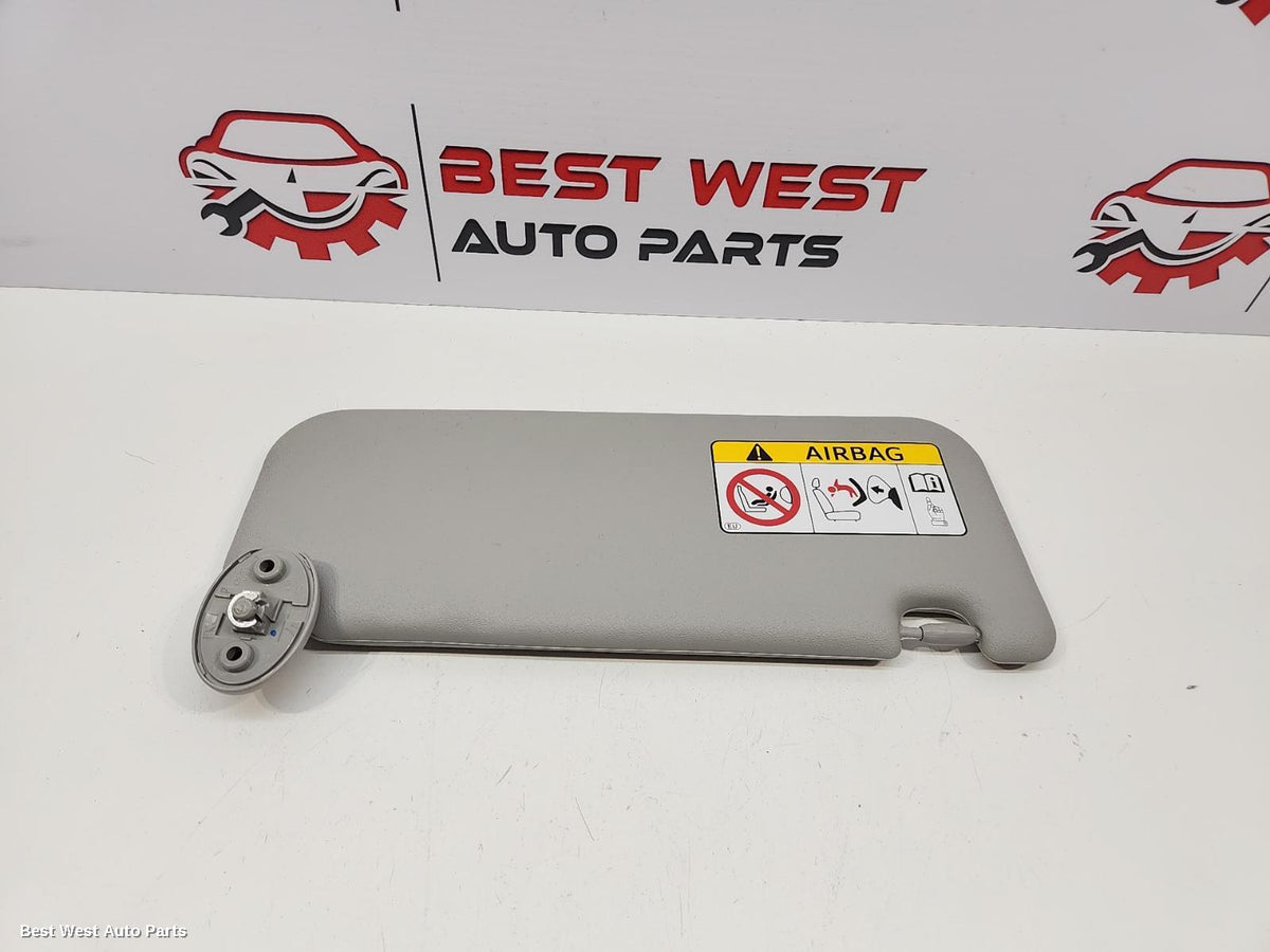2017 TOYOTA HILUX Sunvisor
