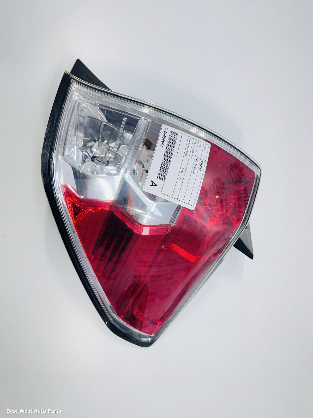 2009 SUBARU FORESTER Right Taillight