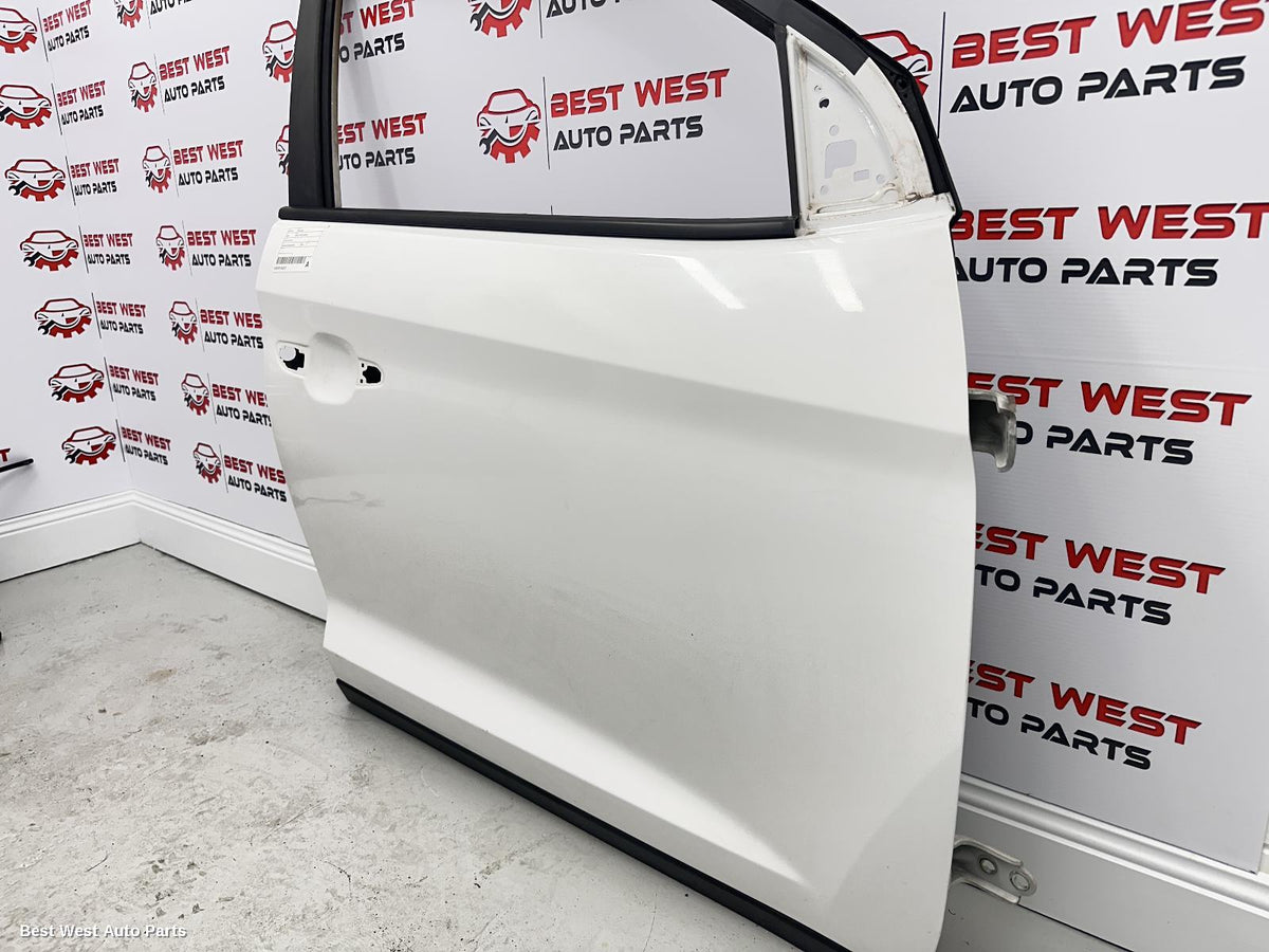 2019 HYUNDAI TUCSON Right Front Door