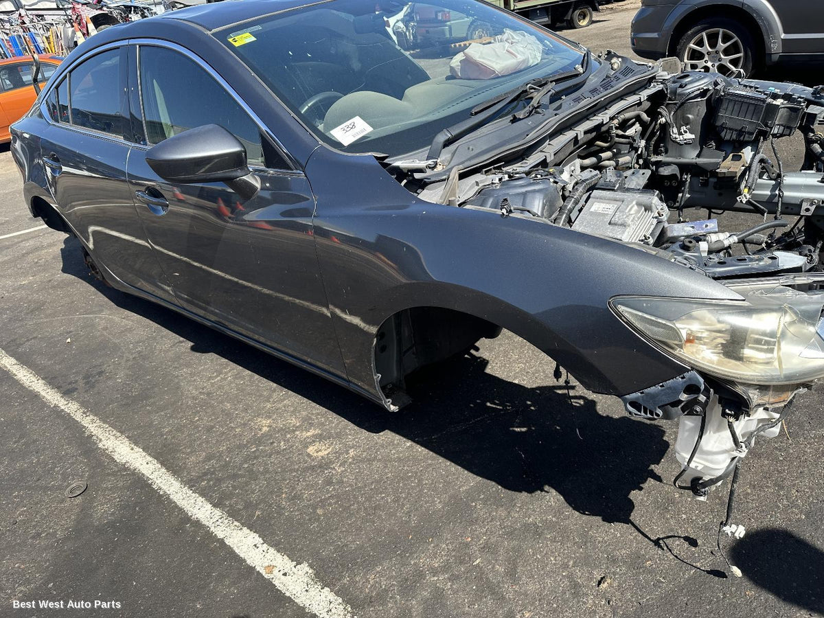 2014 MAZDA 6 Right Guard