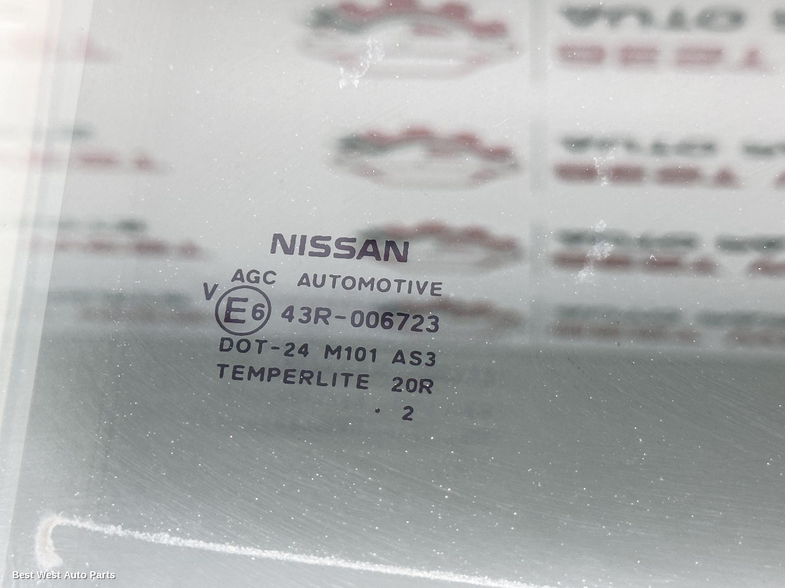 2012 NISSAN DUALIS Right Rear Door Window