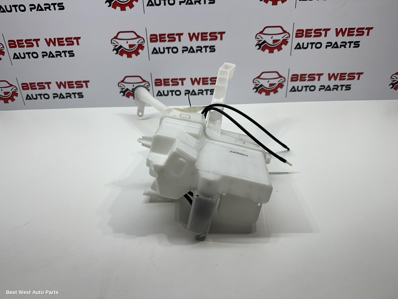 2023 MITSUBISHI OUTLANDER Washer Bottle
