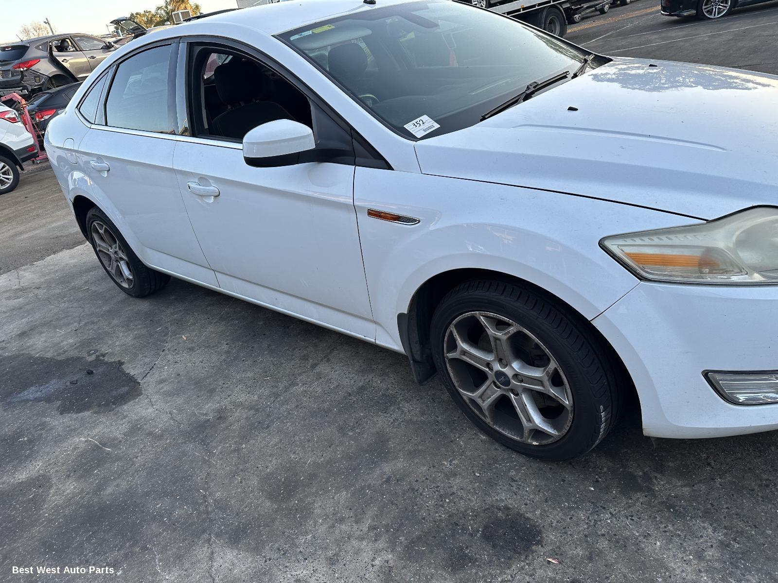 2009 FORD MONDEO Right Door Mirror