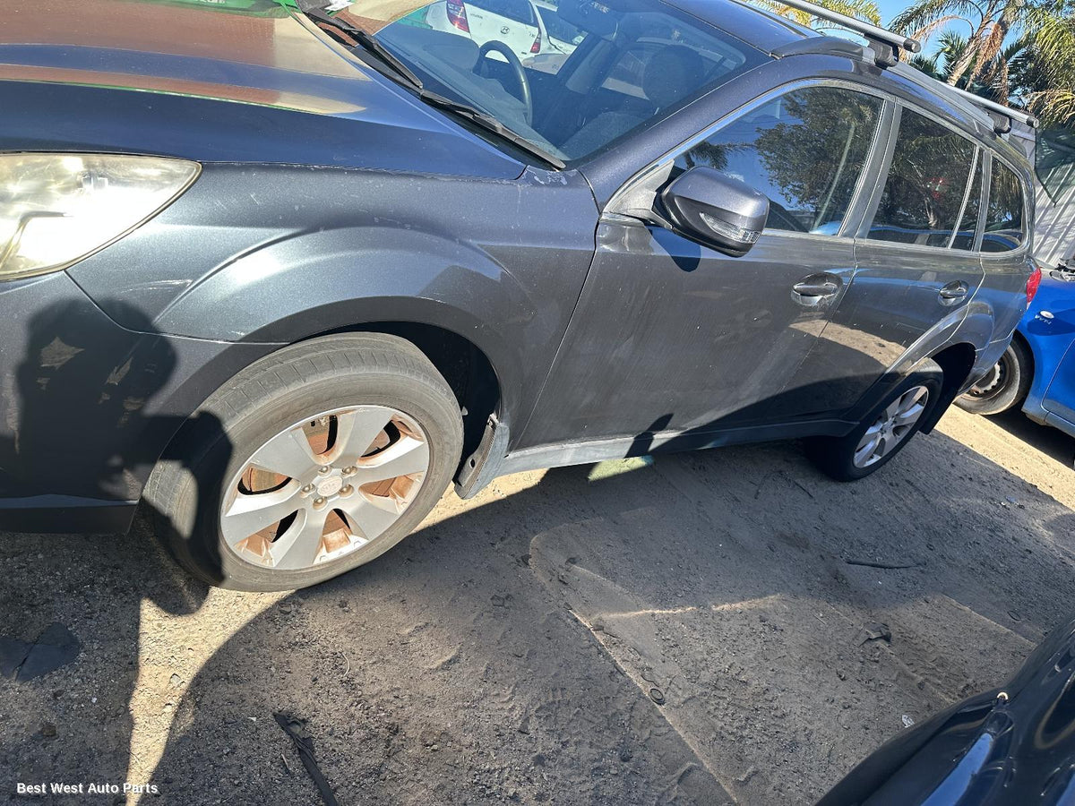 2009 SUBARU OUTBACK Air Cleaner/Box