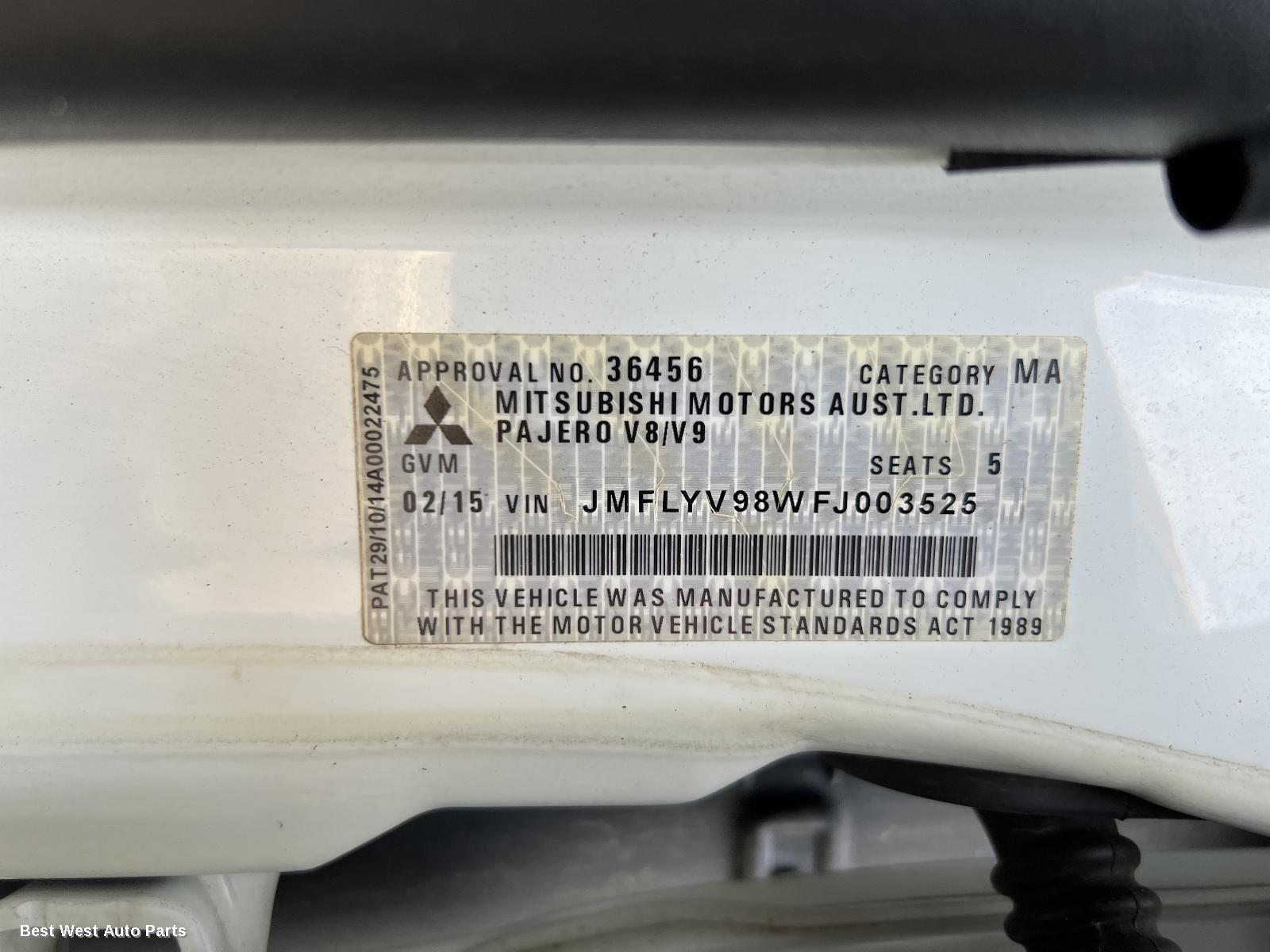2015 MITSUBISHI PAJERO Radiator