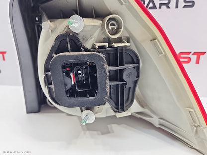 2008 VOLKSWAGEN GOLF Left Taillight