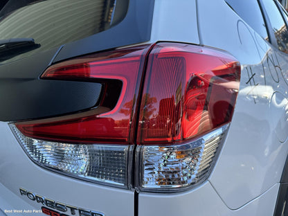 2023 SUBARU FORESTER Right Taillight