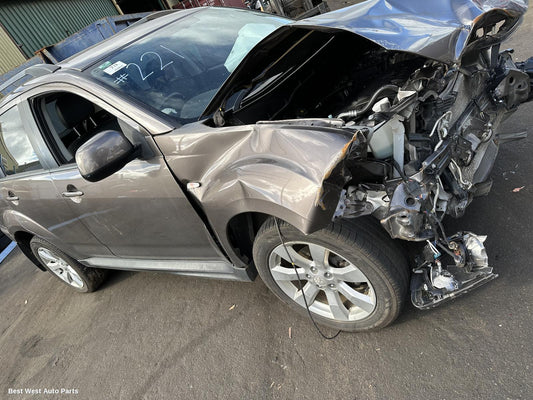 2012 MITSUBISHI OUTLANDER Right Front Hub Assembly