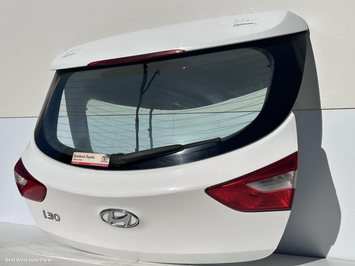 2016 HYUNDAI I30 Bootlid/Tailgate