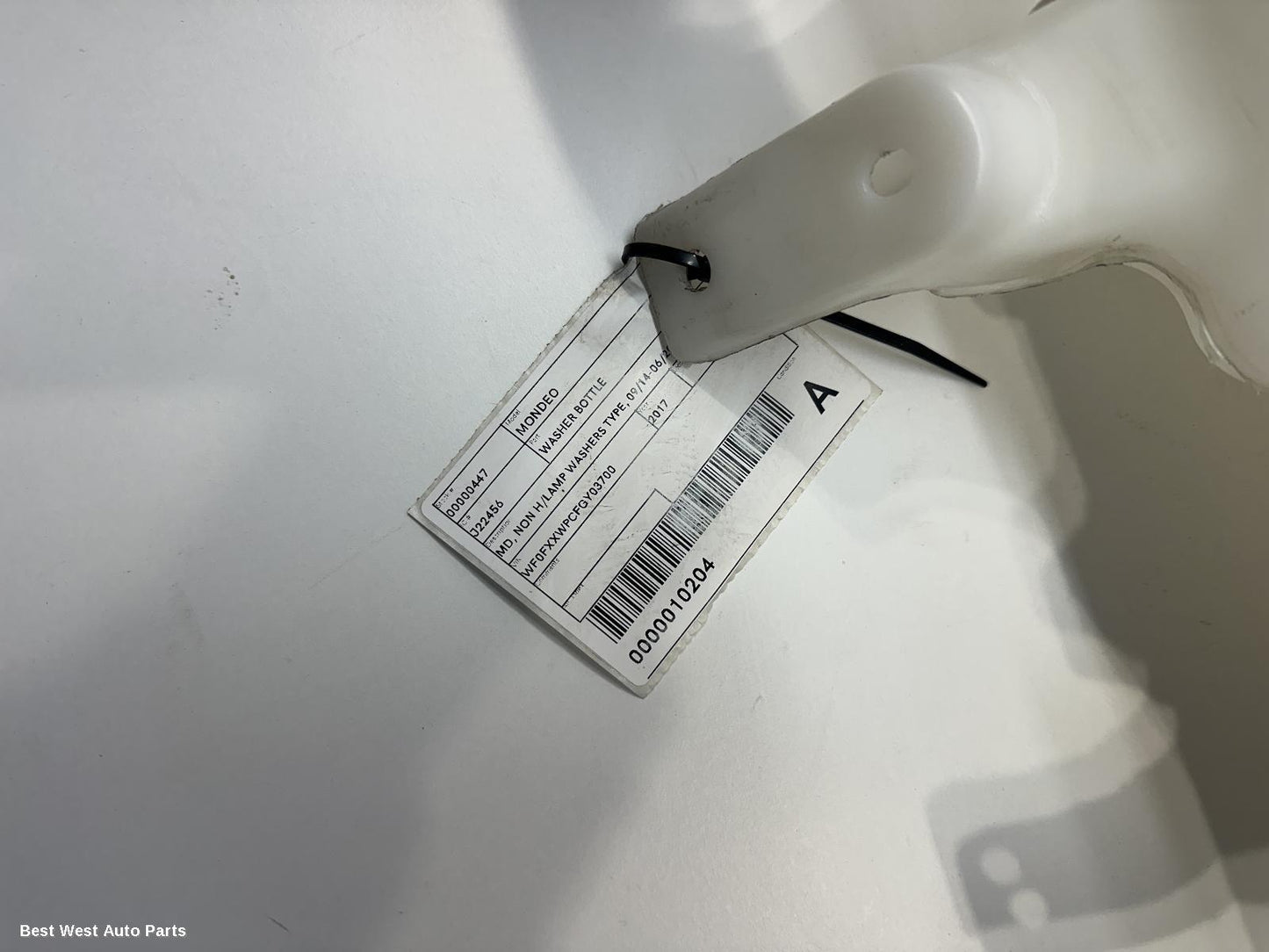2017 FORD MONDEO Washer Bottle