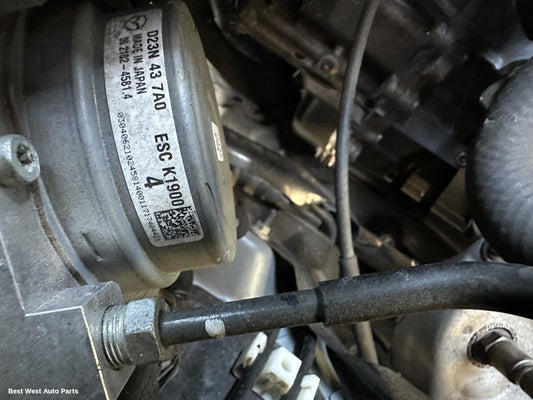 2017 MAZDA 2 Abs Pump/Modulator