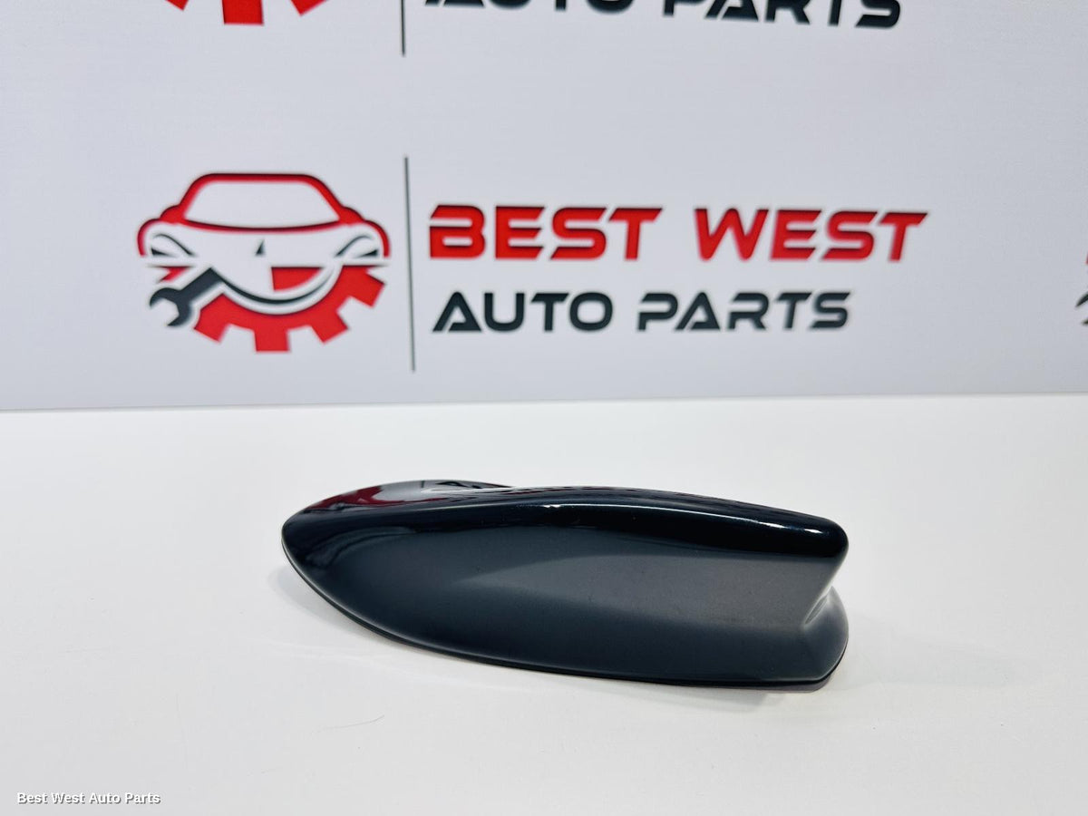 2021 TOYOTA COROLLA Antenna