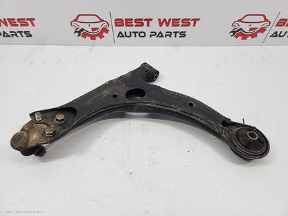2017 TOYOTA COROLLA Right Front Lower Control Arm