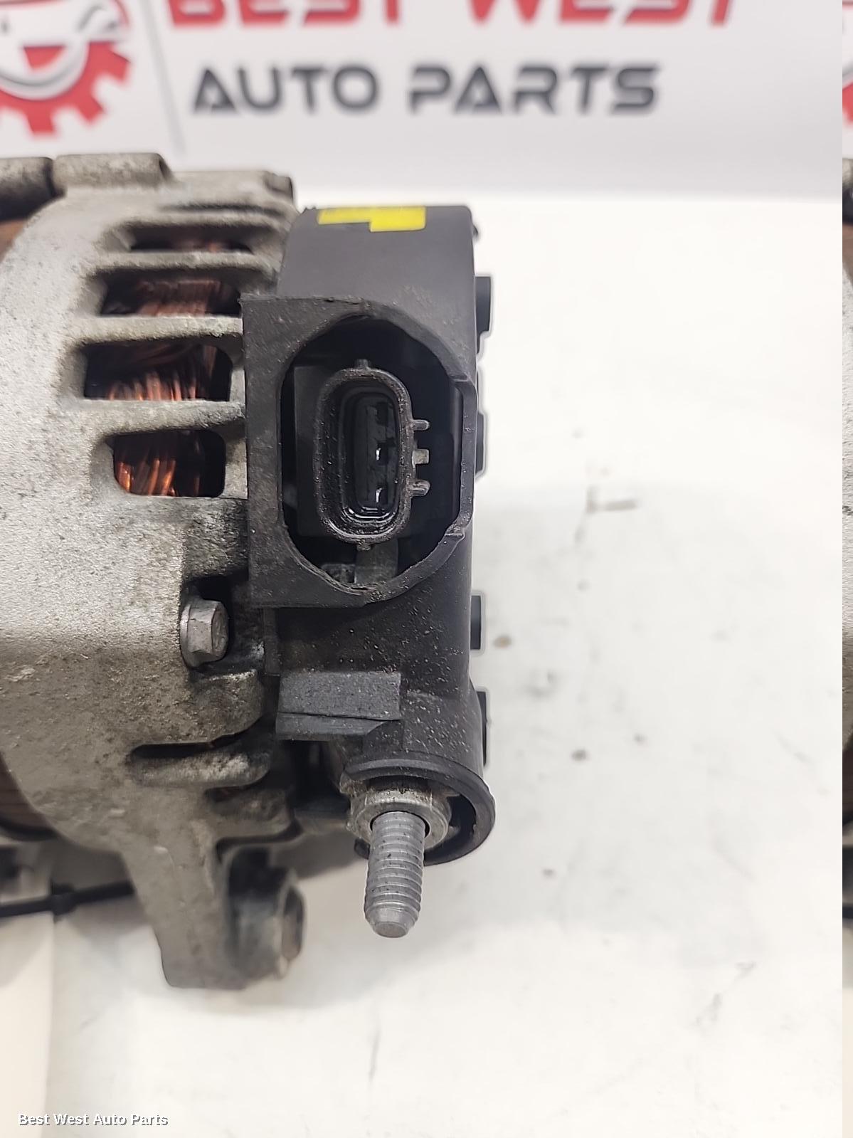 2014 HYUNDAI I30 Alternator