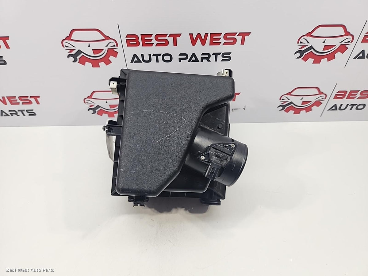 2021 TOYOTA CAMRY Air Cleaner/Box