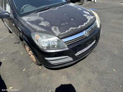 2006 HOLDEN ASTRA Left Guard