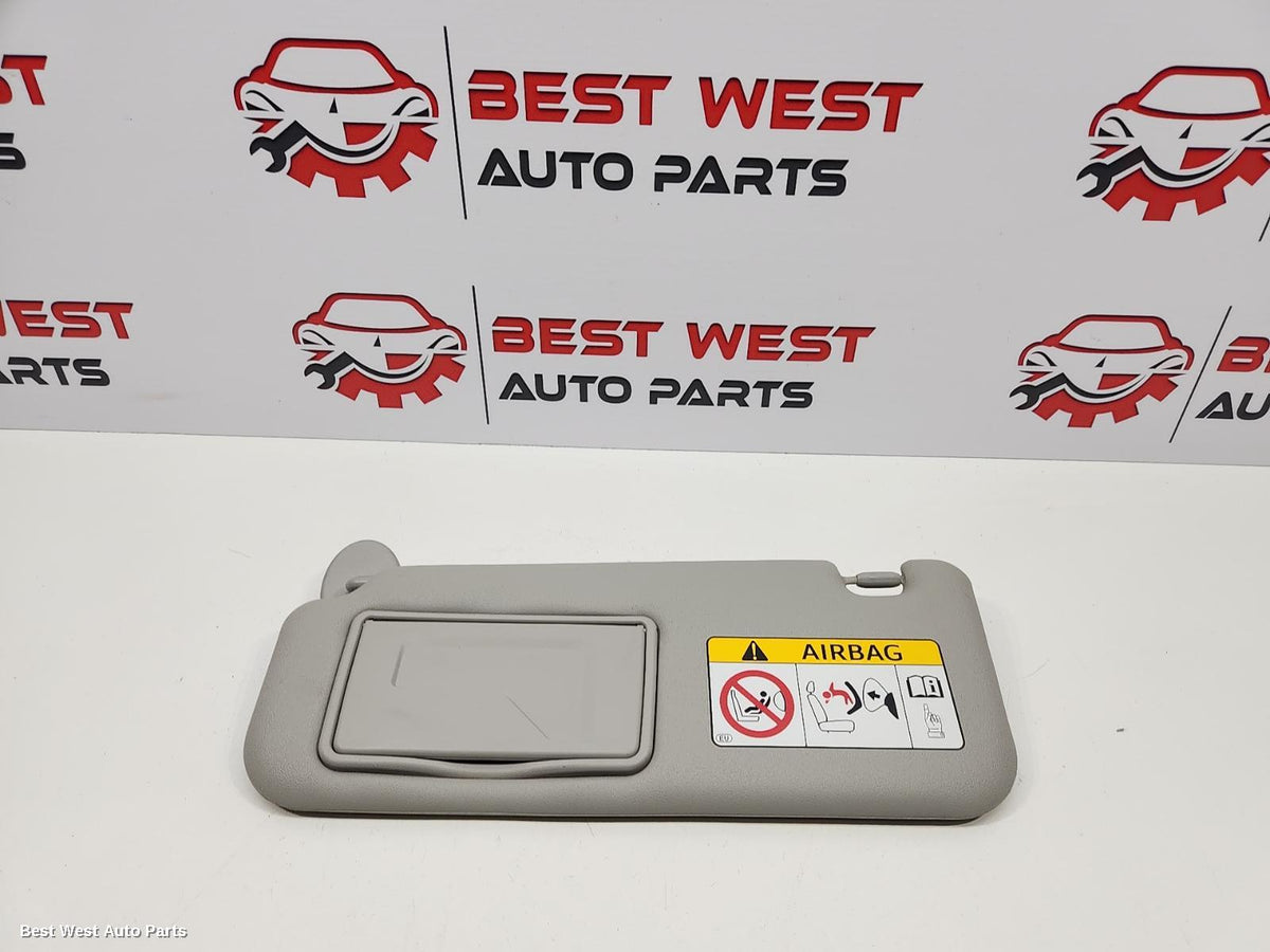 2017 TOYOTA HILUX Sunvisor
