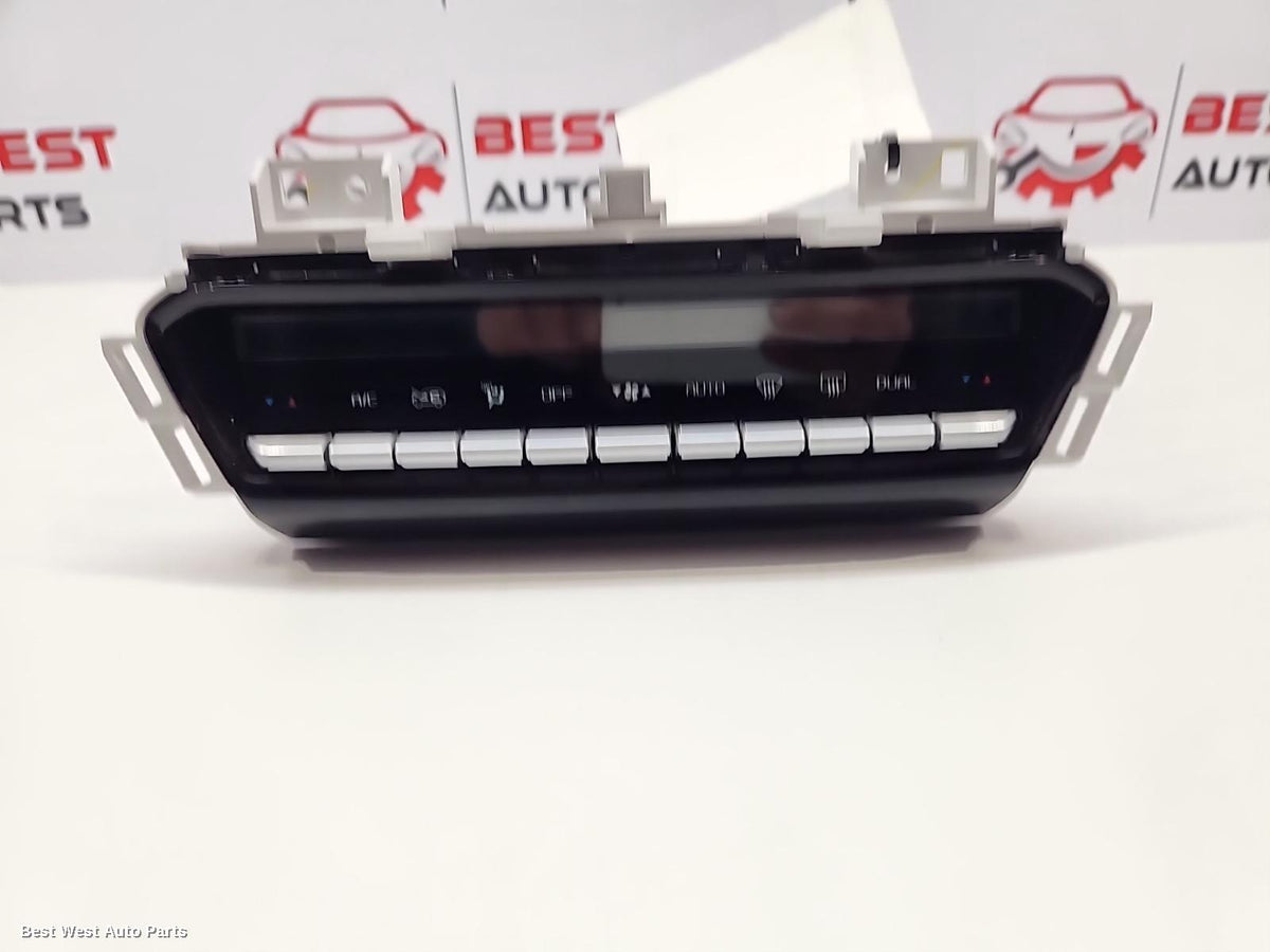 2025 MAZDA BT50 Heater/Ac Controls