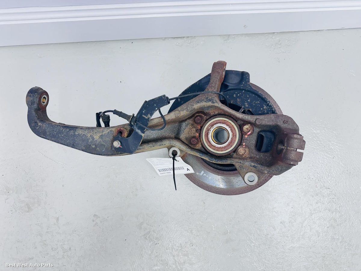 2021 NISSAN NAVARA Left Front Hub Assembly