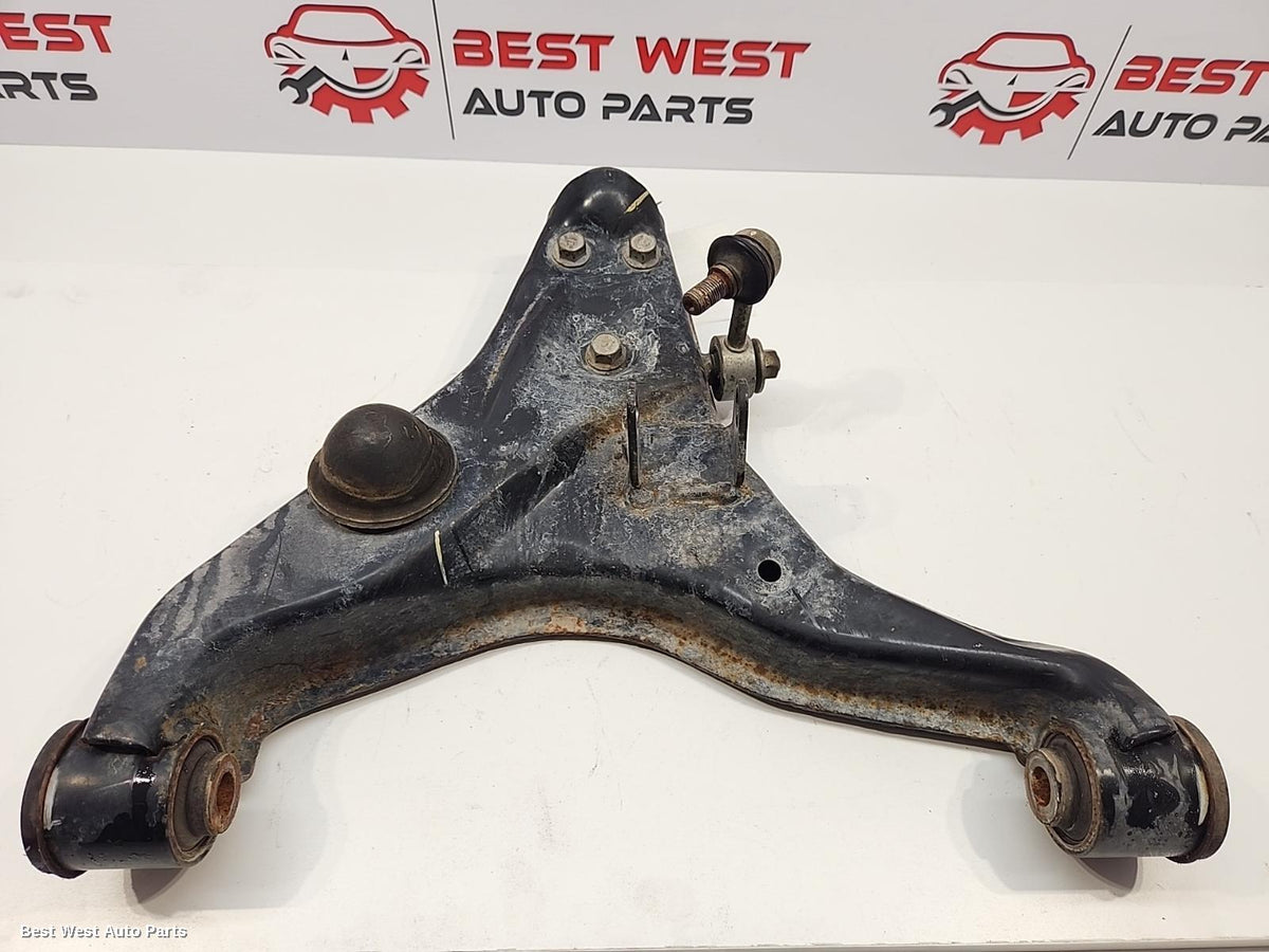 2019 MITSUBISHI TRITON Left Front Lower Control Arm