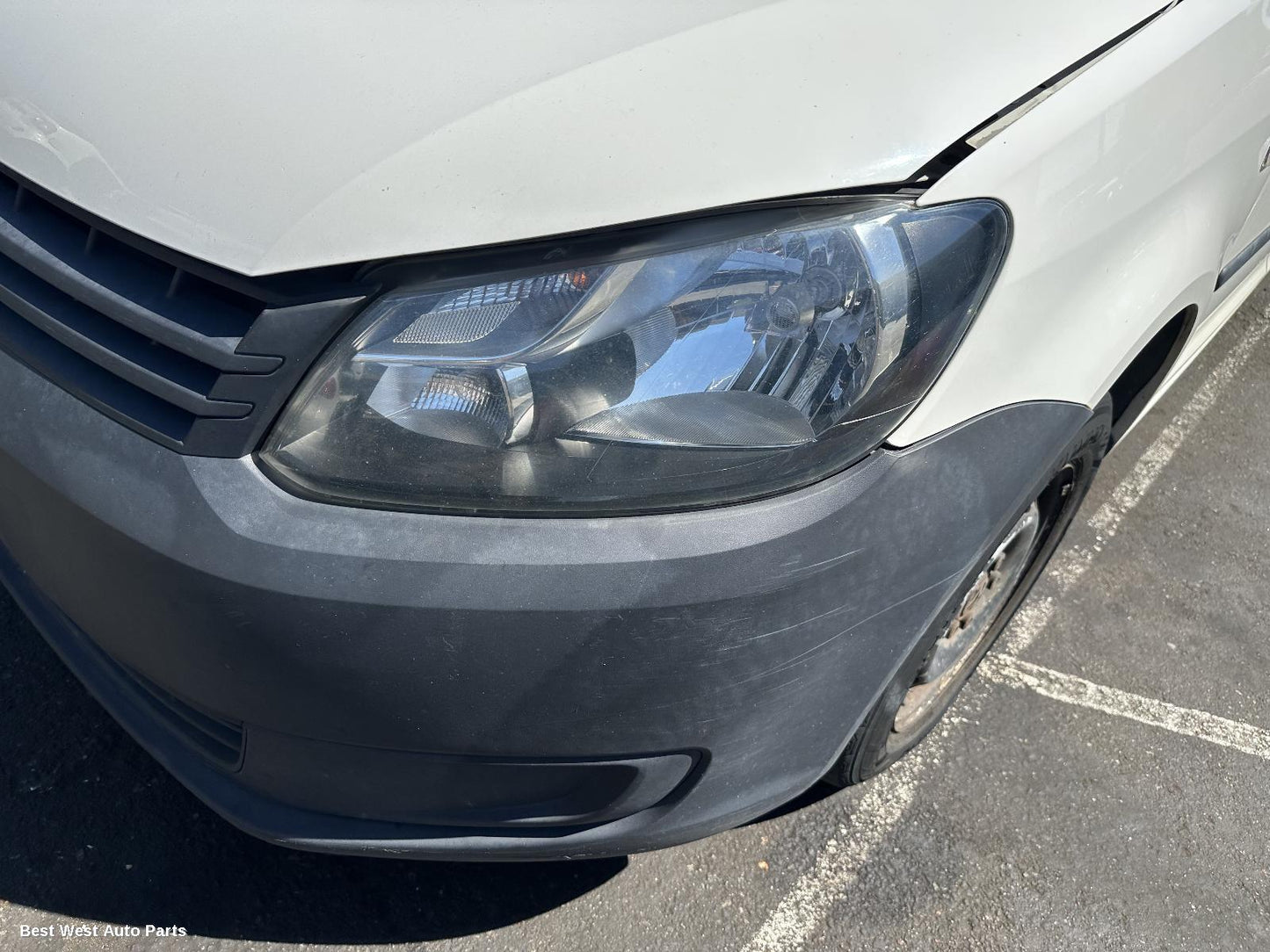 2013 VOLKSWAGEN CADDY Left Front Door