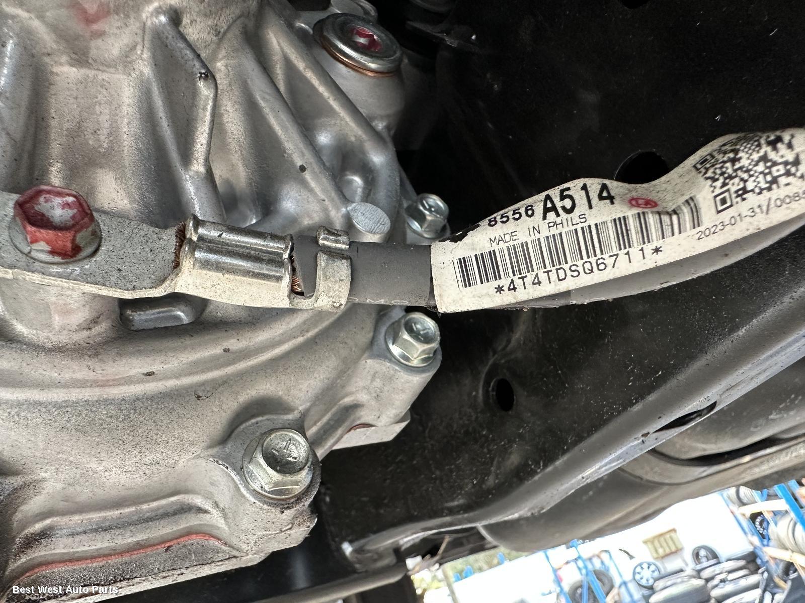 2023 MITSUBISHI OUTLANDER Differential Centre