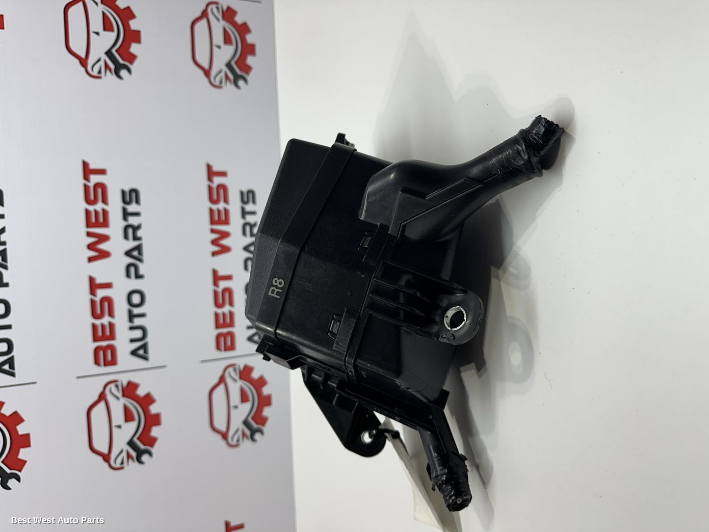 2024 TOYOTA RAV4 Fuse Box
