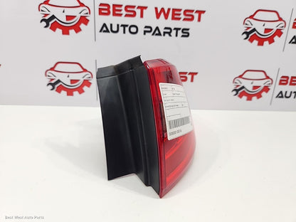 2012 VOLKSWAGEN JETTA Right Taillight