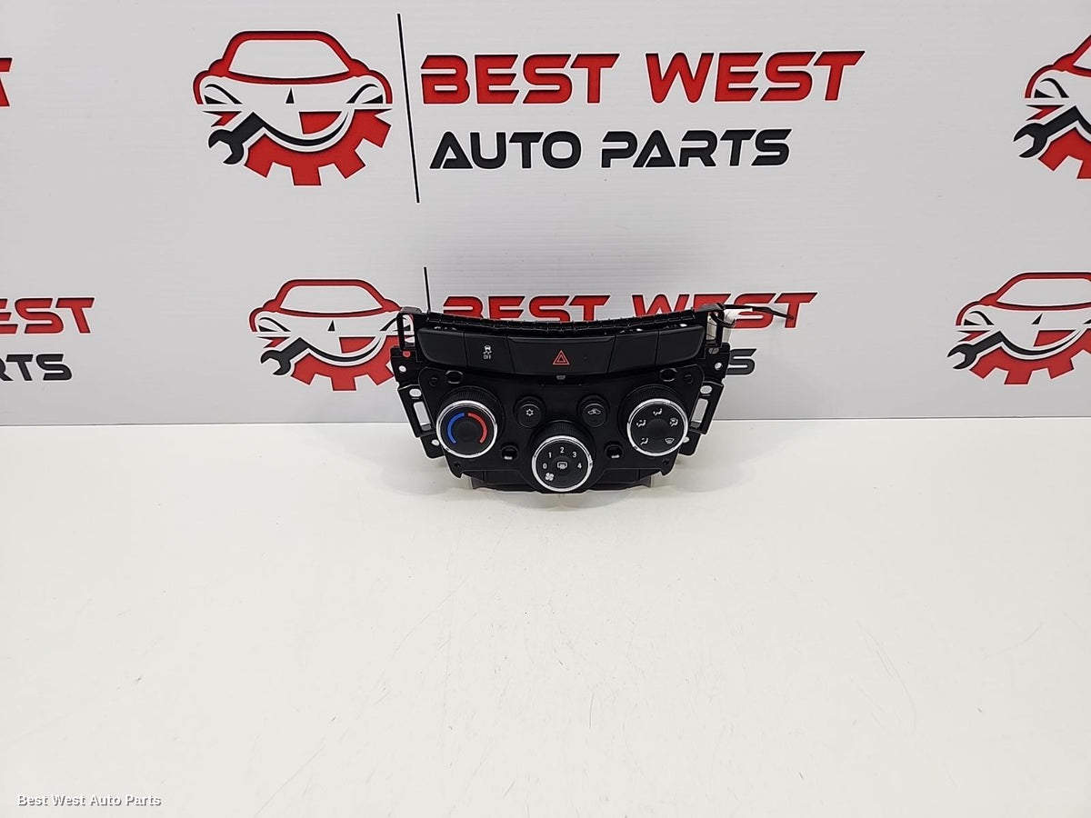 2019 HOLDEN TRAX Heater/Ac Controls