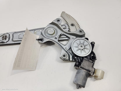 2020 MITSUBISHI TRITON Right Front Window Reg/Motor