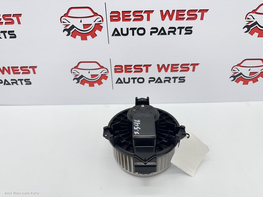 2013 TOYOTA COROLLA Heater Fan Motor
