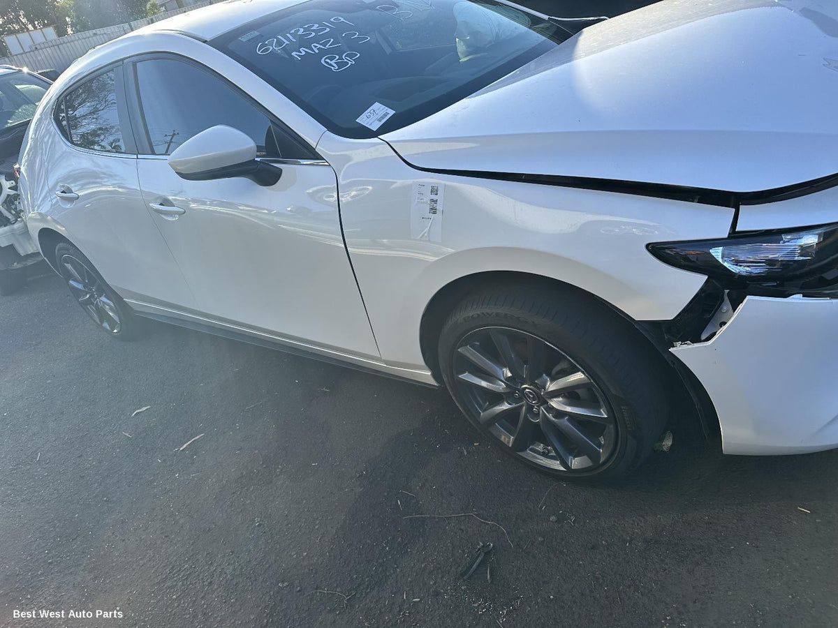 2022 MAZDA 3 Right Front Lower Control Arm