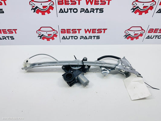 2022 TOYOTA COROLLA Left Front Window Reg/Motor