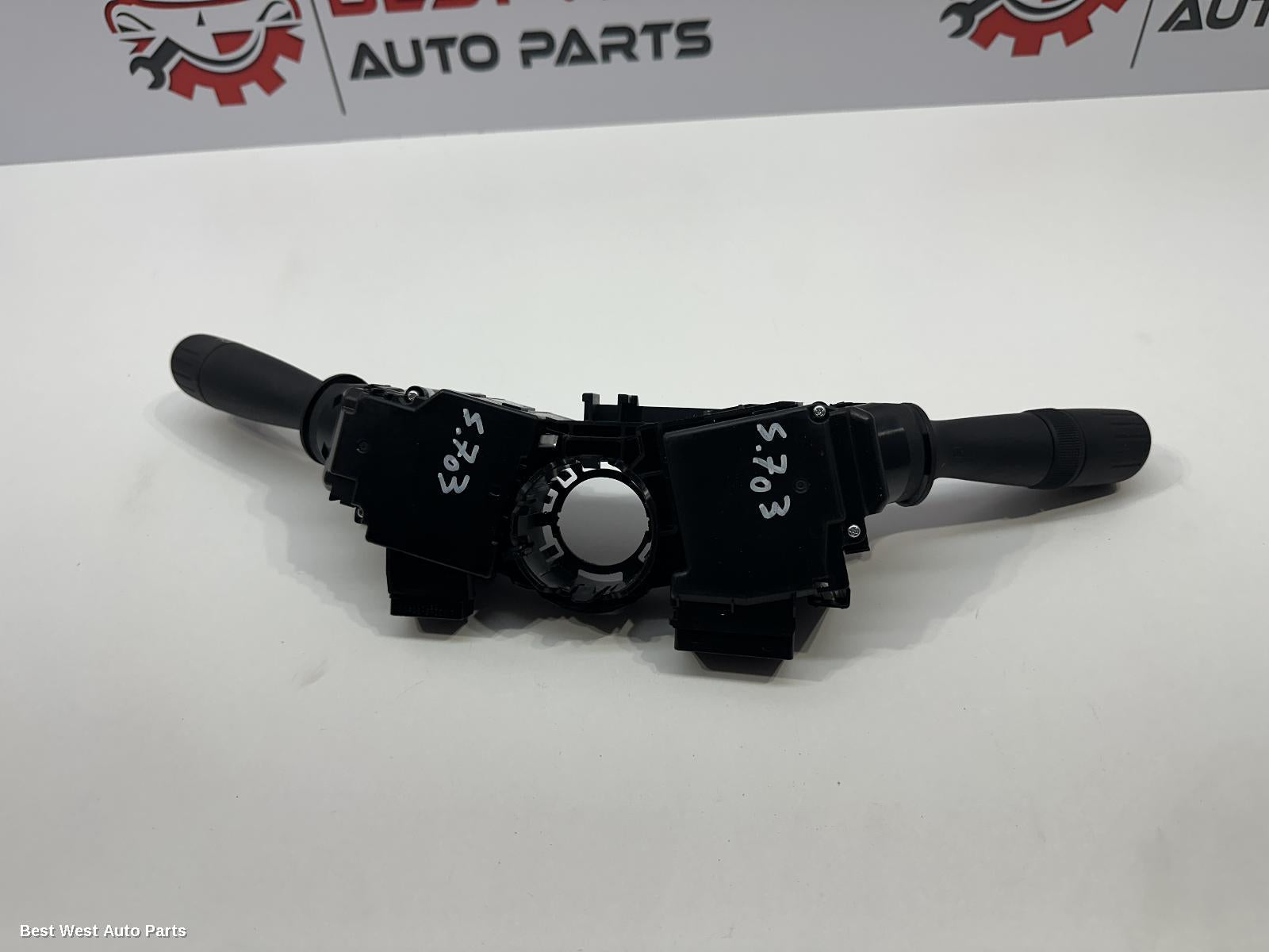 2024 TOYOTA HILUX Combination Switch