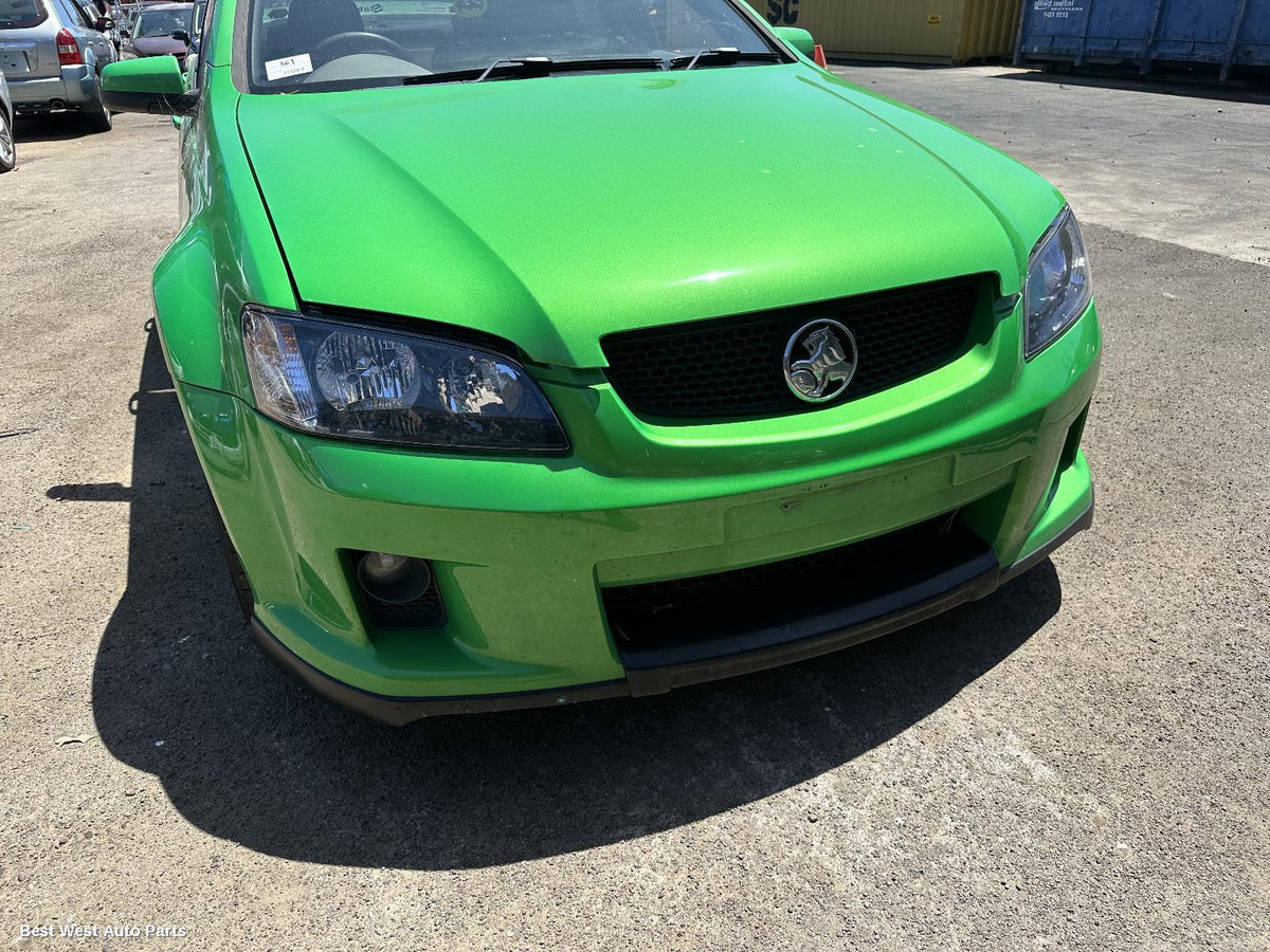 2008 HOLDEN COMMODORE Right Headlamp