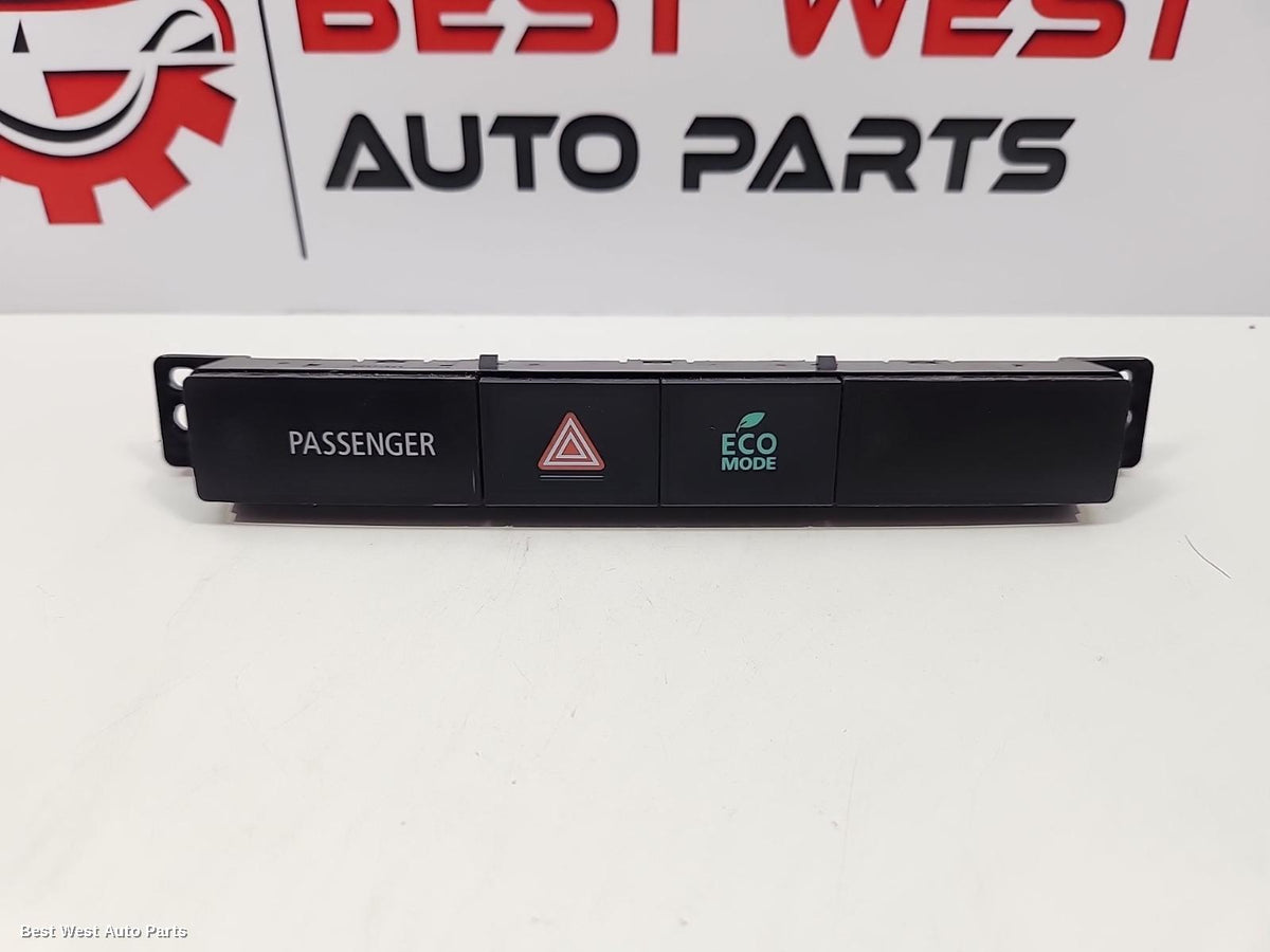 2015 MITSUBISHI OUTLANDER Flasher/Hazard Relay