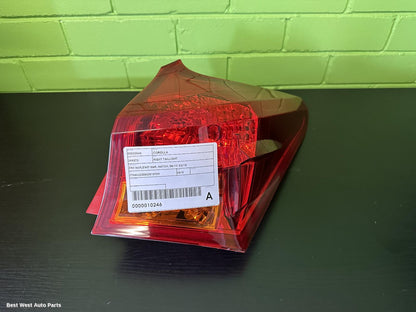 2013 TOYOTA COROLLA Right Taillight