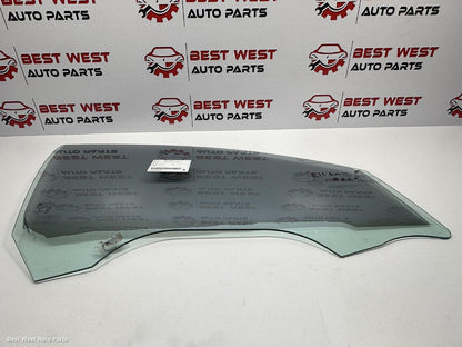 2013 HOLDEN COMMODORE Right Front Door Window