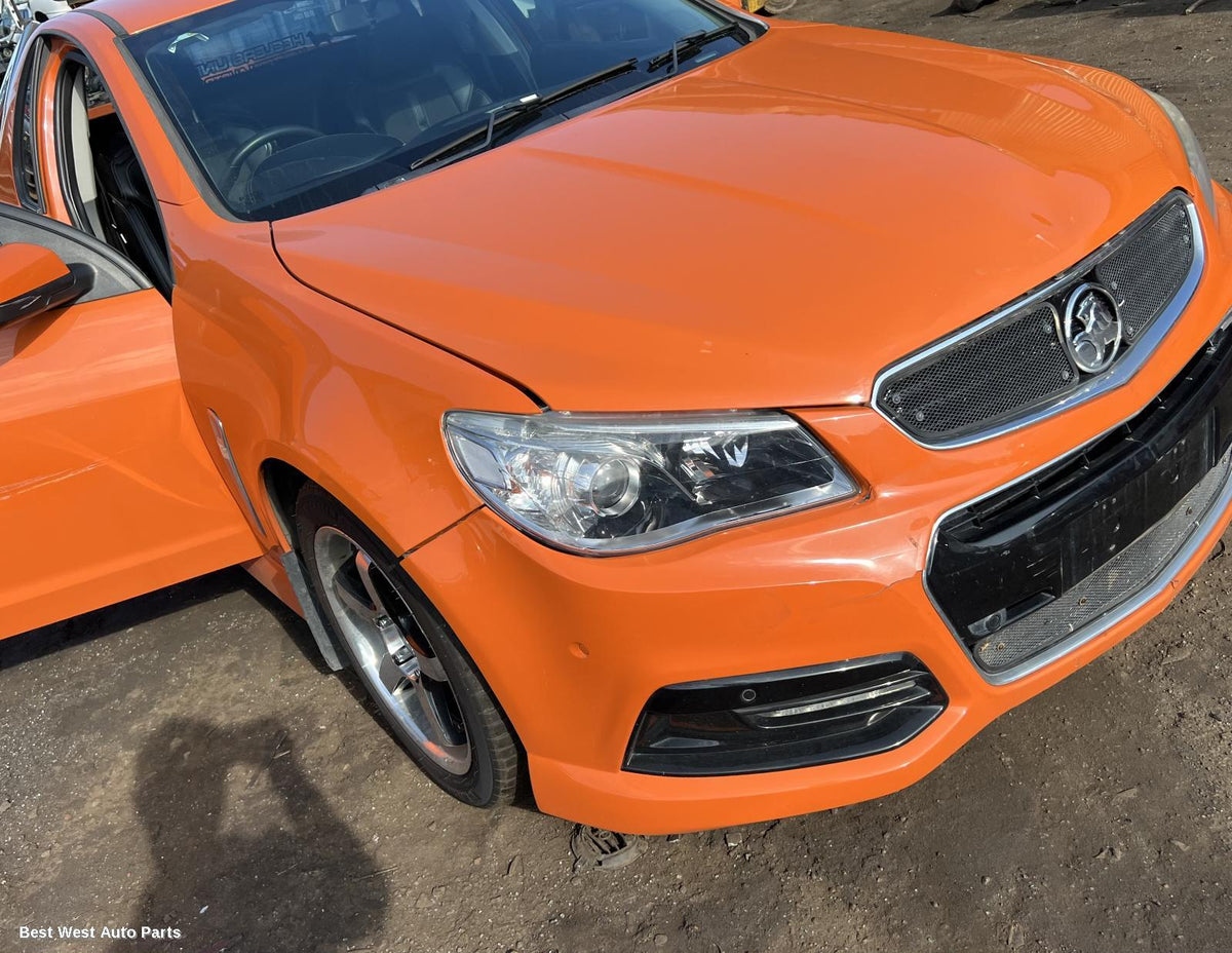 2013 HOLDEN COMMODORE Left Front Door
