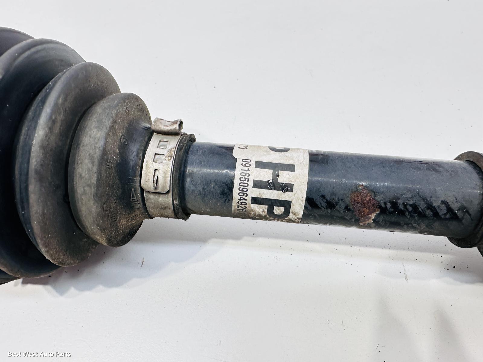 2016 NISSAN QASHQAI Right Driveshaft