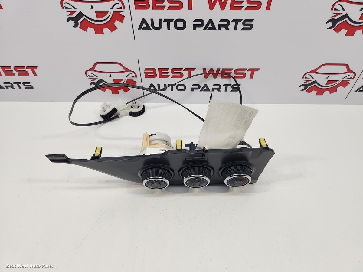 2013 TOYOTA COROLLA Heater/Ac Controls